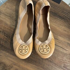 Tory Burch Caroline Ballet Flats Women’s 8 Neutral Beige Leather Slip-On